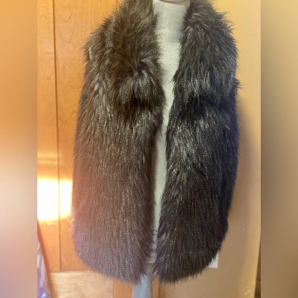 Black Faux Fur Vest with Collar, lined, sz small Faux Frenzi by Dena